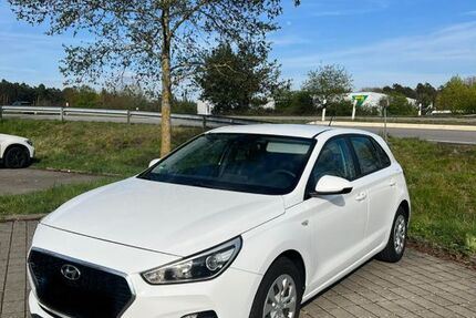 Hyundai i30 87.000 km 11.000 &euro; Kaiserslautern 67659