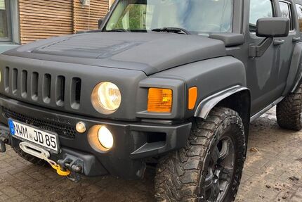 Hummer H3 164.129 km 9.600 &euro; Trams 19417