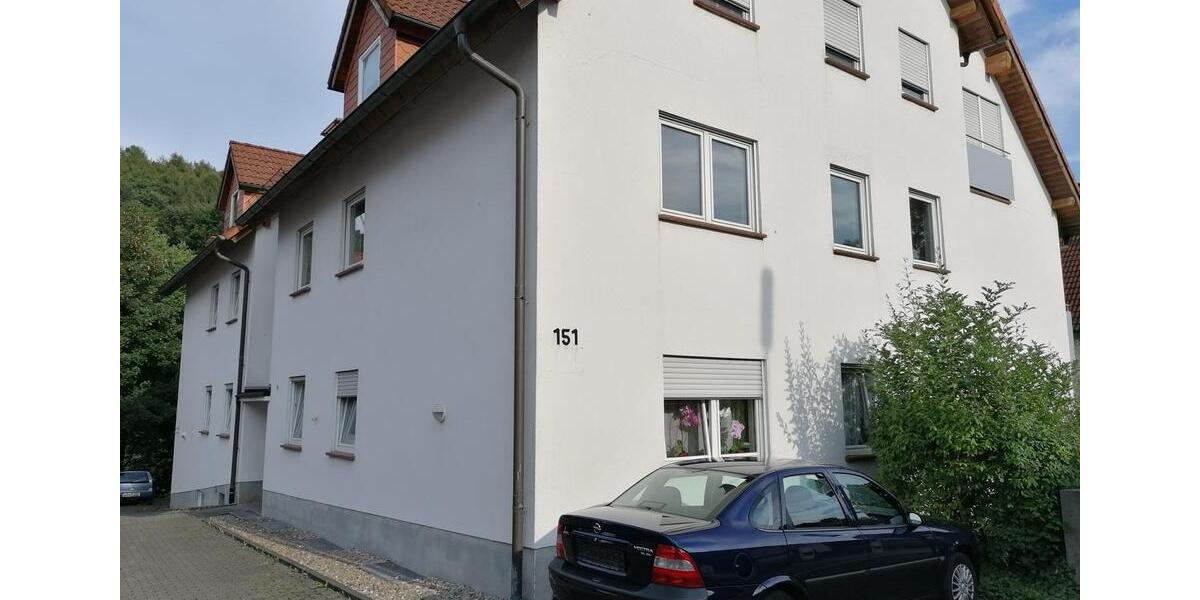 Gepflegte 3 Zimmer Wohnung mit Balkon und Einbauküche in Krombach 3 zimmer