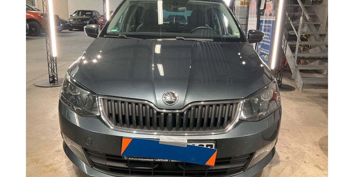 Skoda Fabia 299.200 km 4.900 &euro; Bergheim-Niederaussem 50129