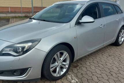 Opel Insignia 185.000 km 6.800 &euro; Hildesheim 31135