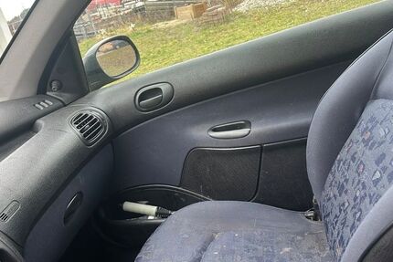 Peugeot 206 135.000 km 1.500 &euro; Paderborn 33104