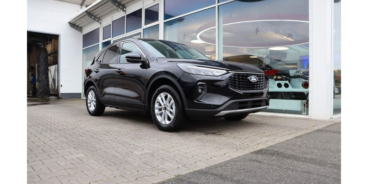 Ford Kuga 9.000 km 29.980 &euro; Cham 93413