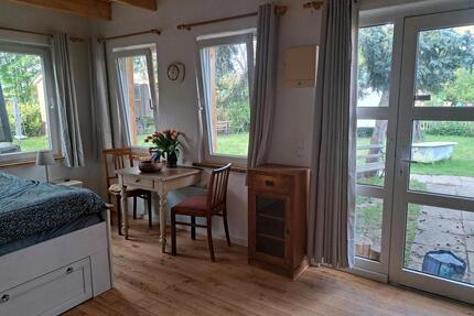 Bungalow Haus mit 700 qm Garten - grüne Oase in der Stadt