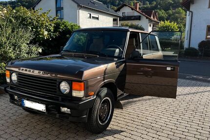 Land Rover Range Rover 165.000 km 25.500 € München 81241