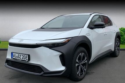 Toyota bZ4X 3.000 km 49.990 € Würzburg 97076