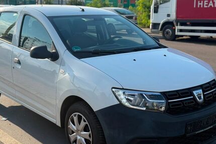 Dacia Sandero 184.325 km 2.799 &euro; Berlin 13597
