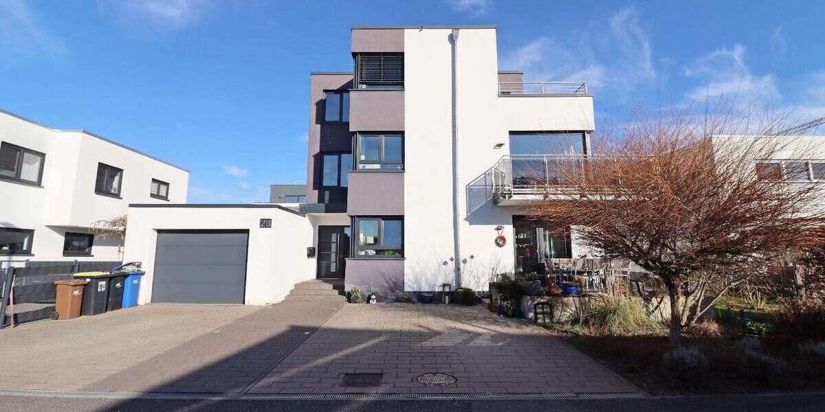 Einfamilienhaus Gernsheim - 10 Zimmer, 400 m&sup2;, 1.095.000&euro; | Angebot:25924228