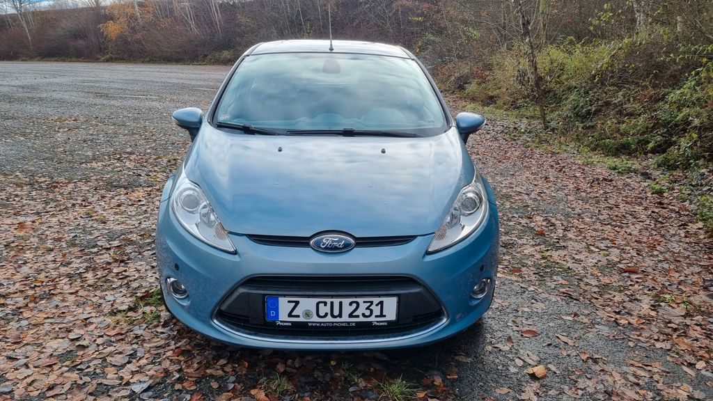 Ford Fiesta 73.632 km 5.500 € Zwickau 08056