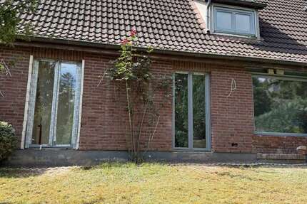 Haus zum Mieten in Sierksdorf 1.950 € 80 m² 5 zimmer