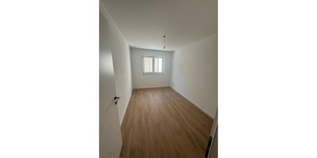 Erdgeschoßwohnung Bergatreute - 3 Zimmer, 86 m&sup2;, 1.300&euro; | Angebot:26406557