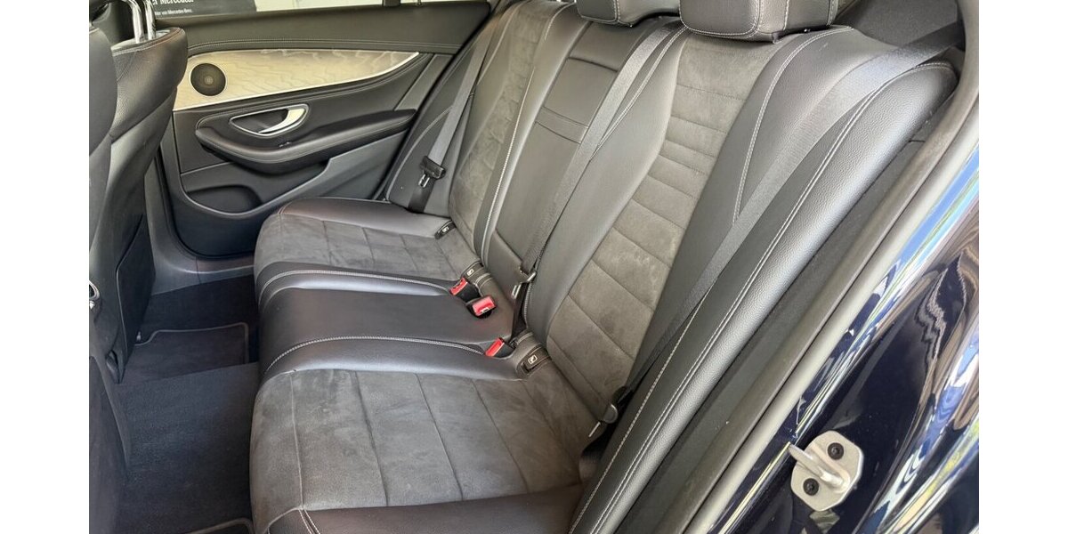 Mercedes-Benz E 300 de AMG+MBUX+NIGHT+360°+Keyless+AIRBalanc AMG 62.500 km 44.995 &euro; Westendorf 86707