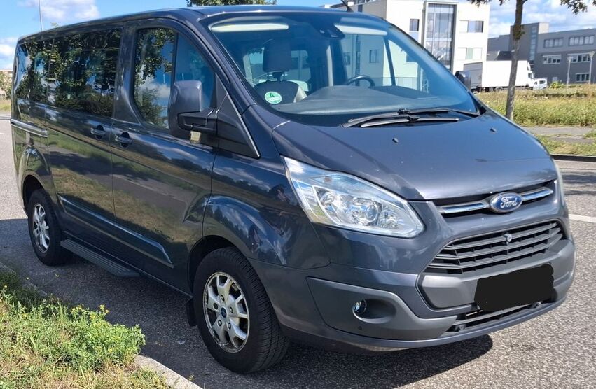 Ford Tourneo Custom 179.000 km 12.001 € Berlin 12357