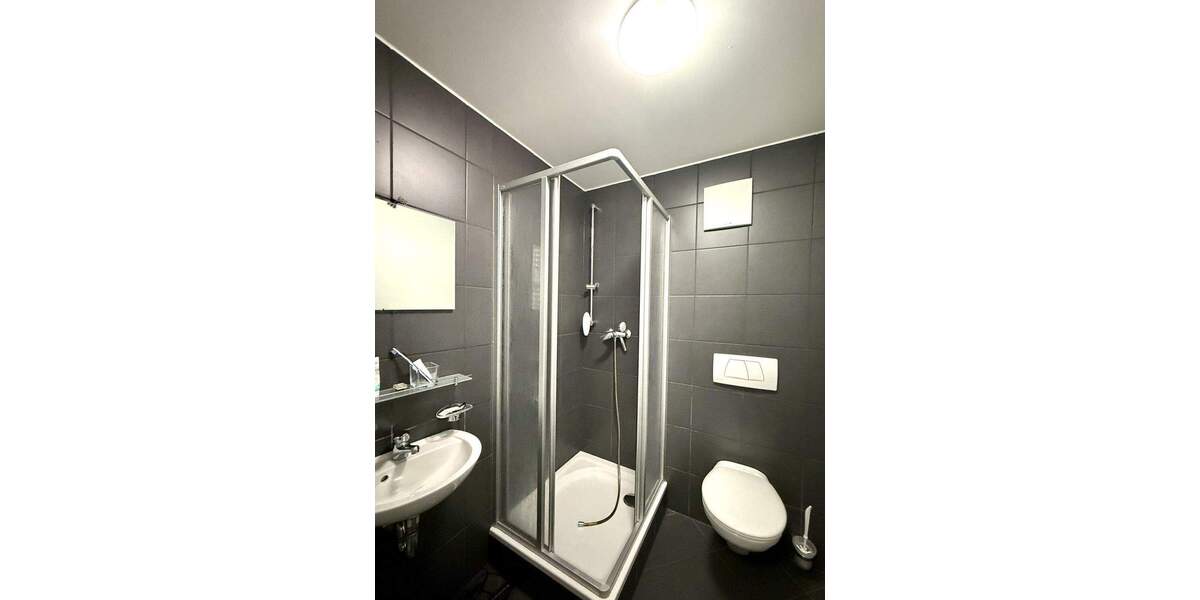 Gewerbeobjekt Regensburg Stadtamhof - 8 Zimmer, 238 m&sup2;, 1.045.000&euro; | Angebot:25801372