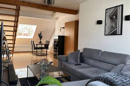 Elegante DG-Wohnung im angesagten Viertel 1 zimmer