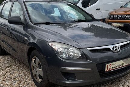 Hyundai i30 99.921 km 4.999 € Bad Lauchstädt 06246
