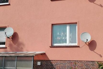 3- Raumwohnung in sonniger Lage im Grünen mit Sitzecke am Haus 3 zimmer