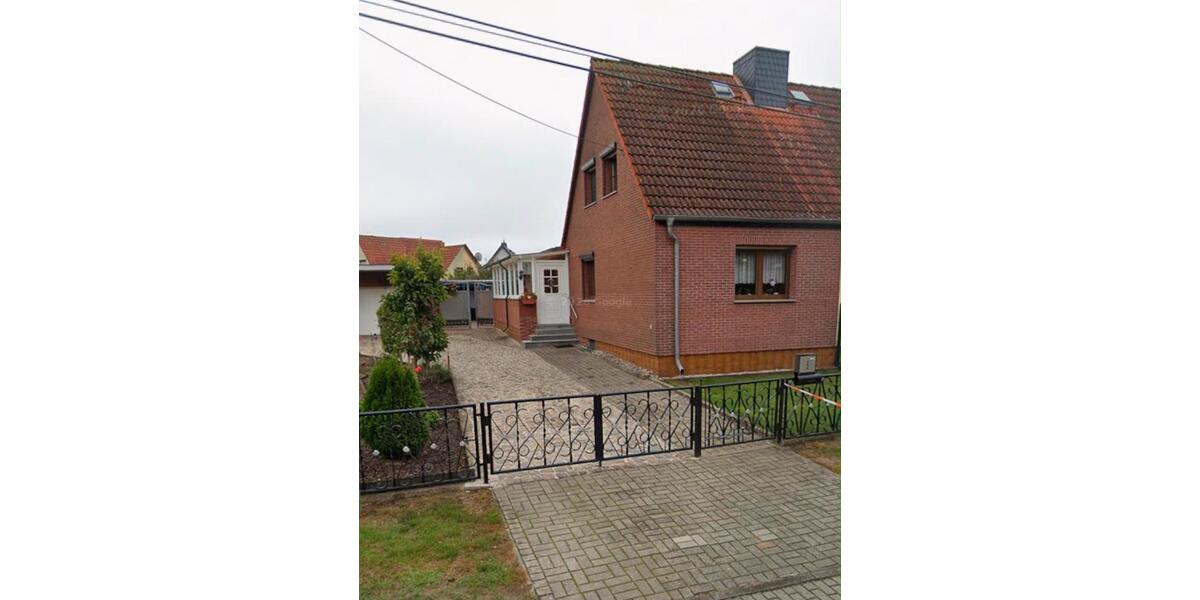 Doppelhaushälfte Jerichow - 1 Zimmer, 90 m&sup2;, 130.000&euro; | Angebot:27300122