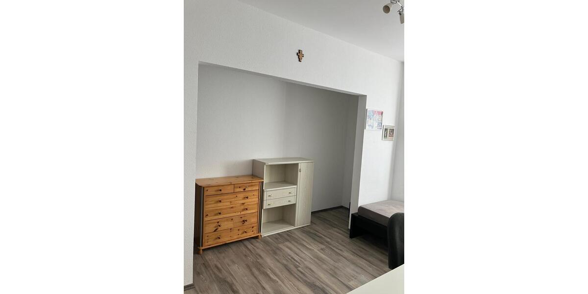 Erdgeschoßwohnung Kassel - 1 Zimmer, 16 m&sup2;, 369&euro; | Angebot:26429904