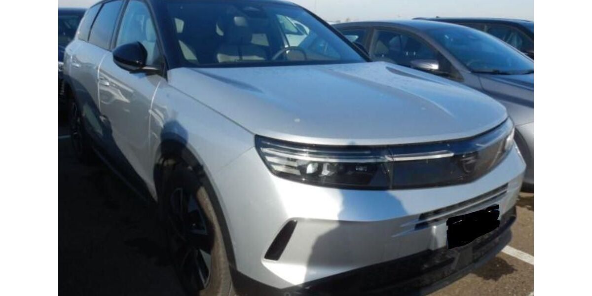 Opel Grandland (X) 16.483 km 25.980 &euro; Rüsselsheim 65428