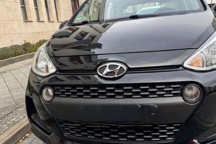 Hyundai i10 56.000 km 8.100 € Schwerin 19055