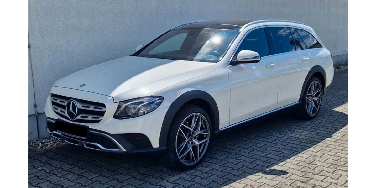 Mercedes-Benz E 220 153.000 km 23.999 &euro; Massen 03238