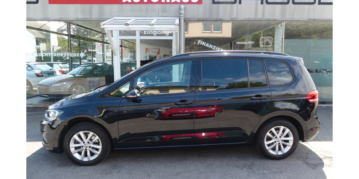 VW Touran 130.600 km 14.490 &euro; Osnabrück 49084
