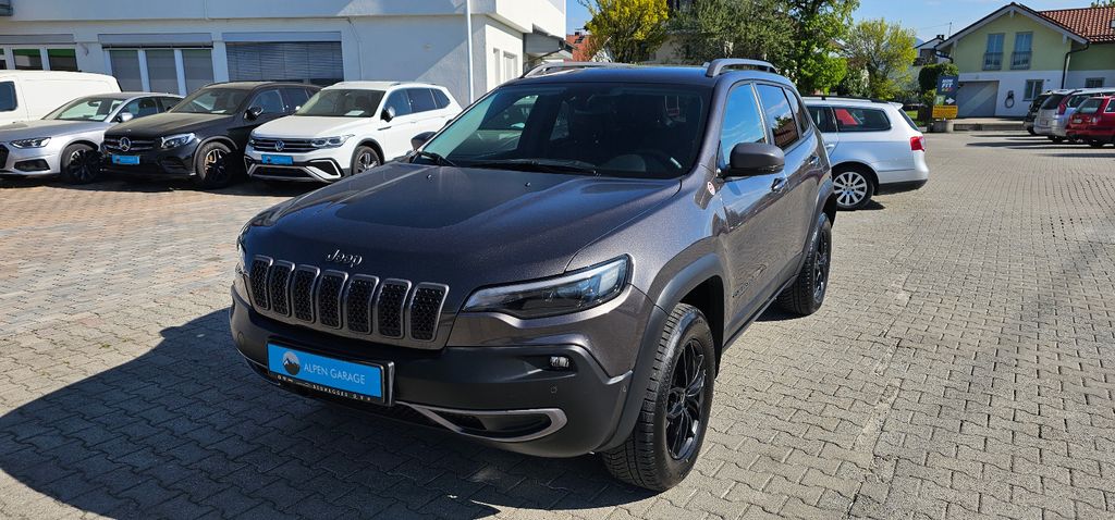 Jeep Cherokee 130.000 km 19.500 &euro; Raubling 83064