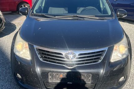 Toyota Avensis 401.000 km 1.990 &euro; Hamburg 20537