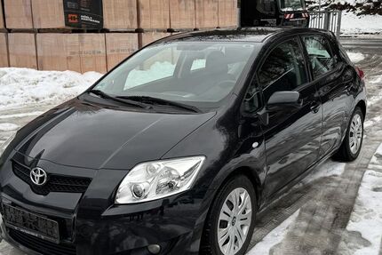 Toyota Auris 246.100 km 1.850 &euro; Siegen 57074