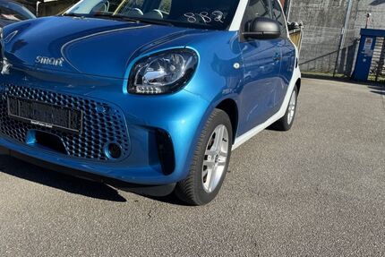 Smart ForFour 16.900 km 9.290 € Lübeck 23554