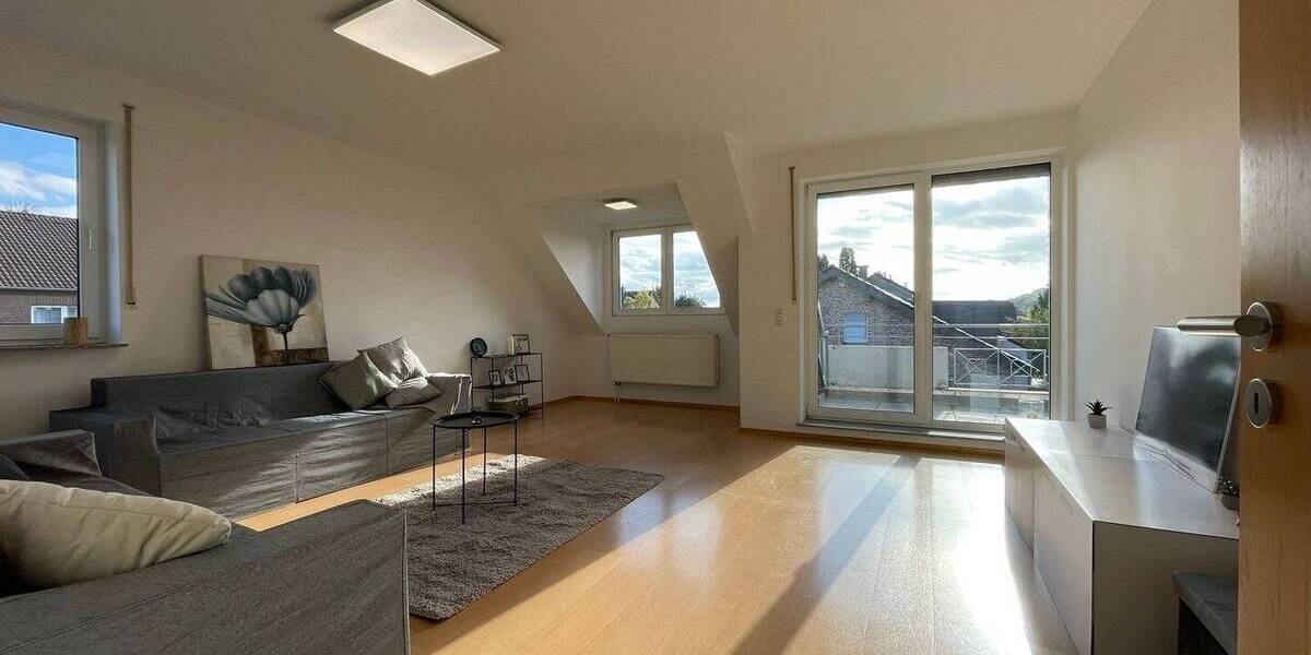 Etagenwohnung Alsdorf - 5 Zimmer, 123 m&sup2;, 275.000&euro; | Angebot:26036837