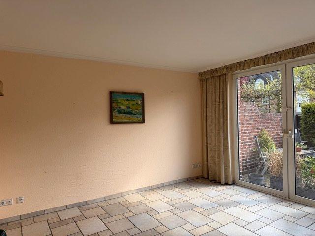 Reihenhaus Kaarst - 4.5 Zimmer, 129 m&sup2;, 1.880&euro; | Angebot:26406097