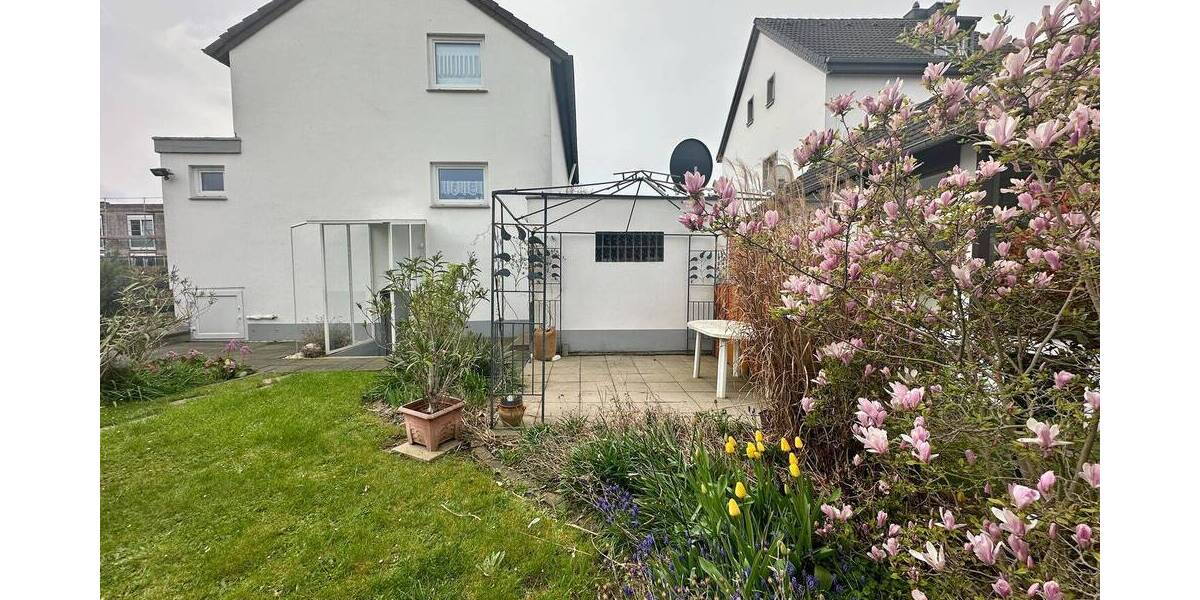 Einfamilienhaus Düren Birkesdorf - 3 Zimmer, 99 m&sup2;, 220.000&euro; | Angebot:26308540