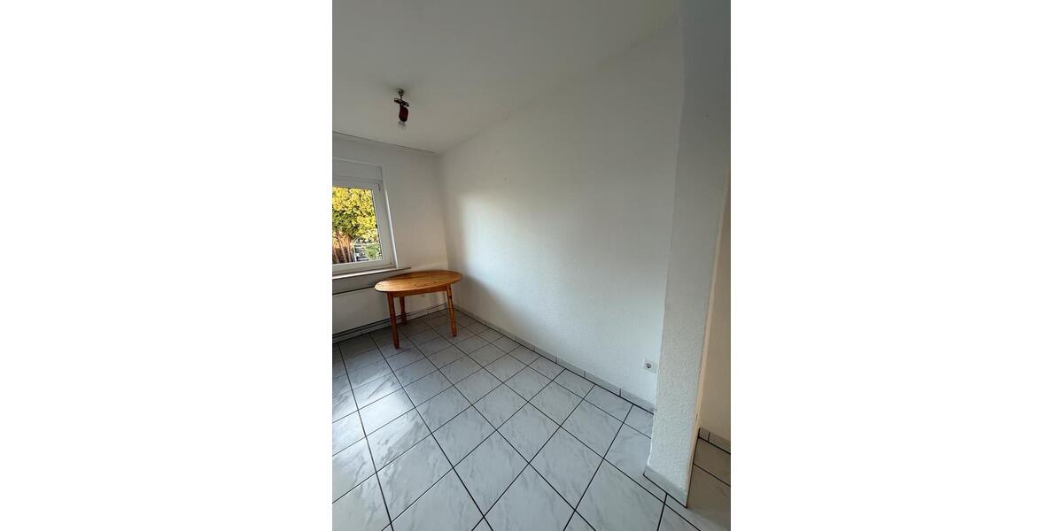 Reihenhaus Garbsen - 3 Zimmer, 73 m&sup2;, 1.200&euro; | Angebot:26385958