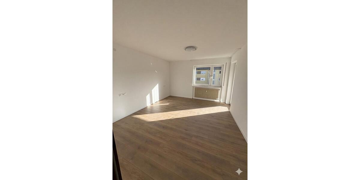 Etagenwohnung Nattheim - 3 Zimmer, 90 m&sup2;, 1.000&euro; | Angebot:25408719