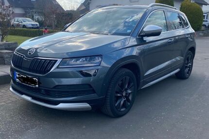 Skoda Karoq 109.000 km 21.499 &euro; Echzell 61209