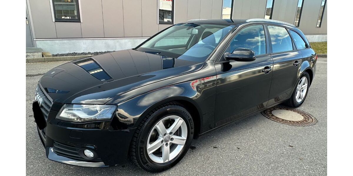 Audi A4 182.000 km 4.900 &euro; Tuttlingen 78532
