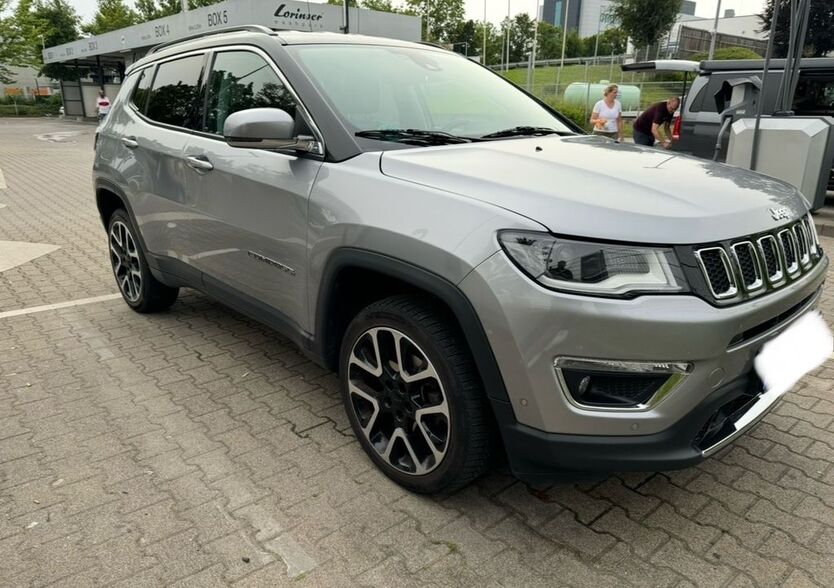 Jeep Compass 120.000 km 21.500 € Weinstadt 71384