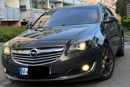 Opel Insignia 198.000 km 6.900 &euro; Reichenbach im Vogtland 08468