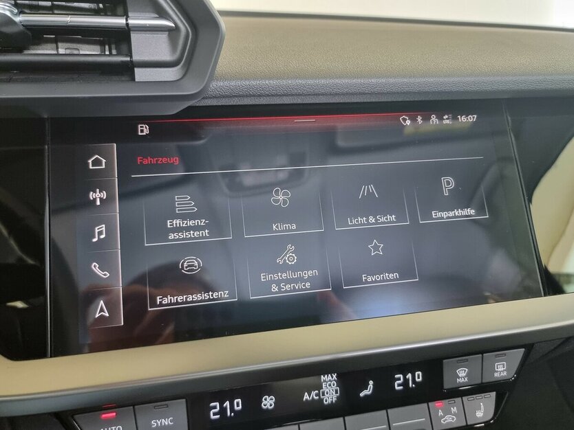 Audi A3 30TFSI limo Navi Leder Digital VIC Kamera LED 66.400 km 21.900 € Garrel 49681