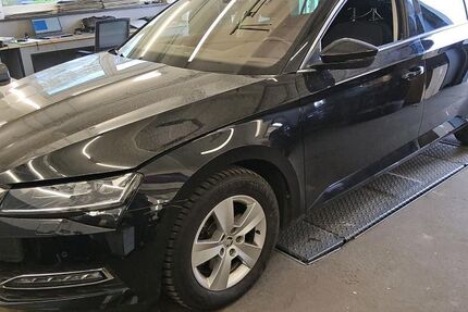 Skoda Superb 152.250 km 18.490 &euro; Helmstedt 38350