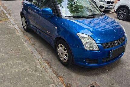 Suzuki Swift 221.141 km 1.400 &euro; Berlin 12053