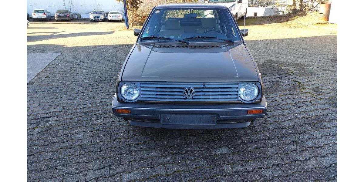 VW Golf 116.000 km 999 &euro; Waiblingen-Neustadt 71336