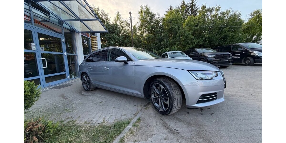 Audi A4 2,0 TDI Sport 