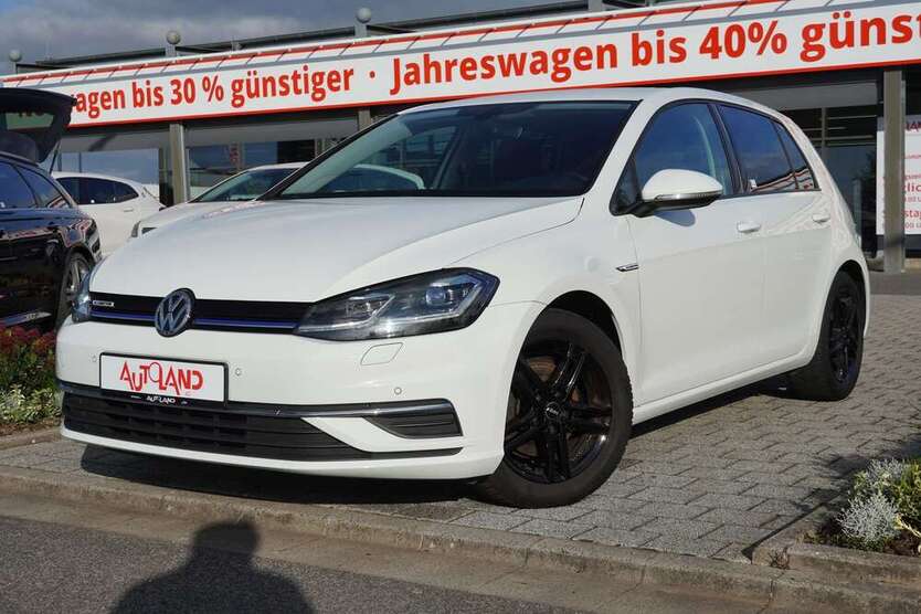 VW Golf 72.749 km 16.990 € Coburg 96450