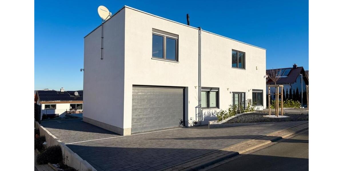 Einfamilienhaus Kassel Bad Wilhelmshöhe - 6.5 Zimmer, 283 m&sup2;, 2.830&euro; | Angebot:25423880