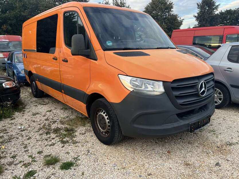 Mercedes-Benz Sprinter 278.000 km 17.900 € Regensburg 93051