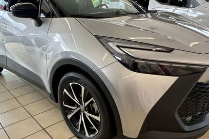 Toyota C-HR 13.500 km 29.990 &euro; Wiesmoor 26639