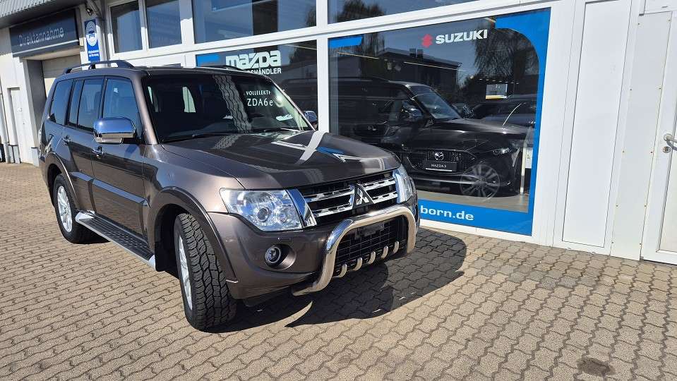 Mitsubishi Pajero 239.700 km 15.990 &euro; Parchim 19370